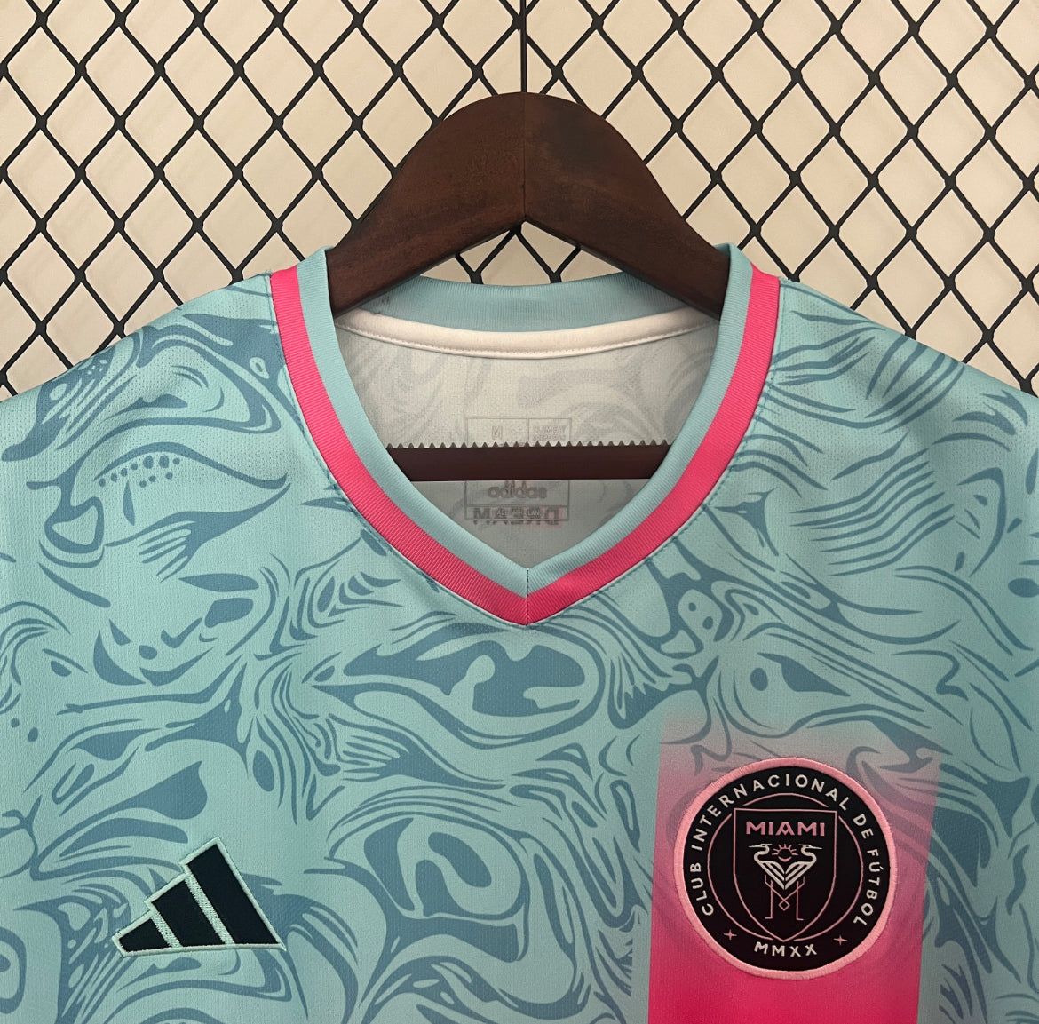 Maillot Inter Miami Concept Rose Bleu 2025