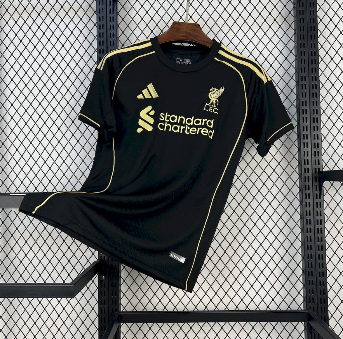 Maillot Concept Liverpool FC Noir/Or 2025-2026