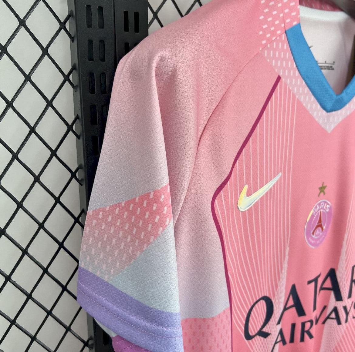 Maillot Concept PSG Rose 2025-2026