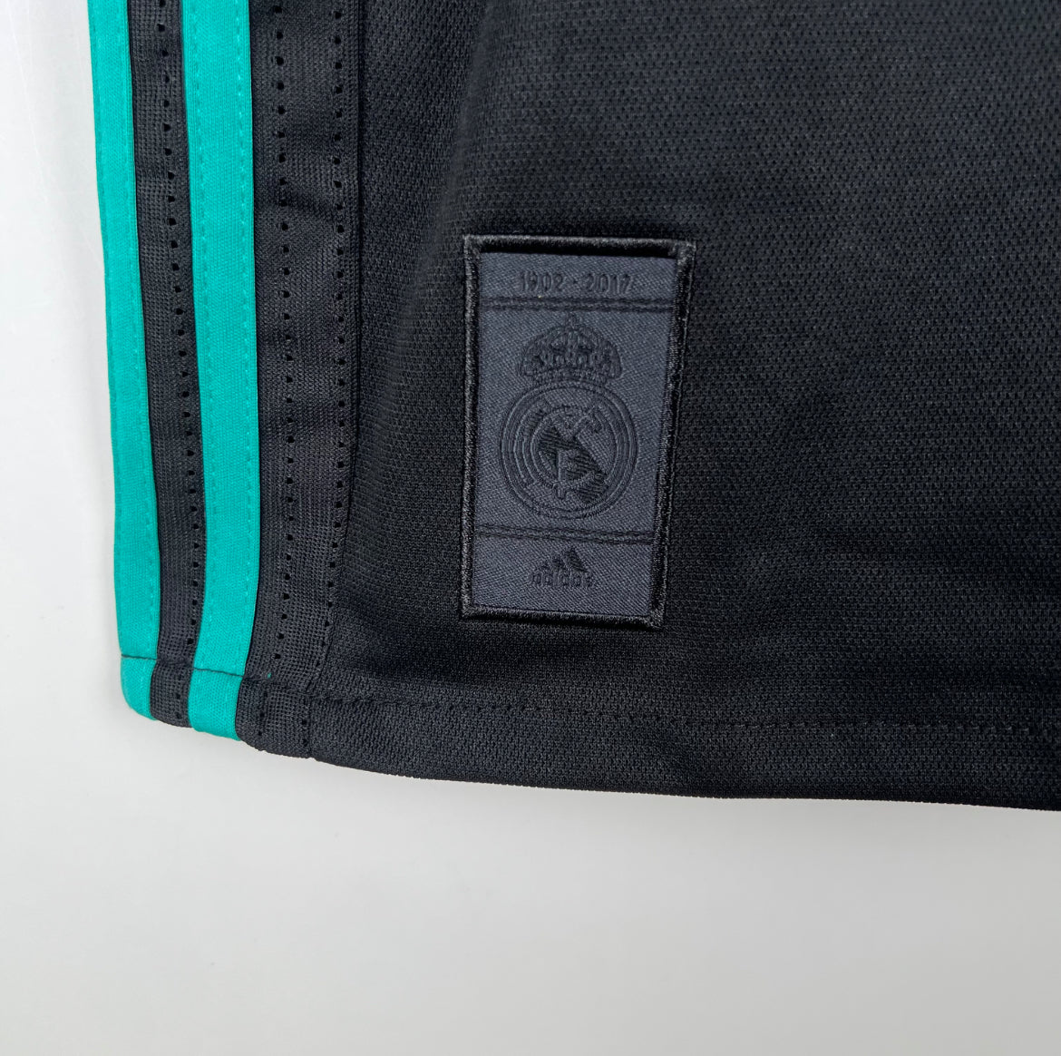 Maillot Rétro Réal Madrid Extérieur 2017-2018