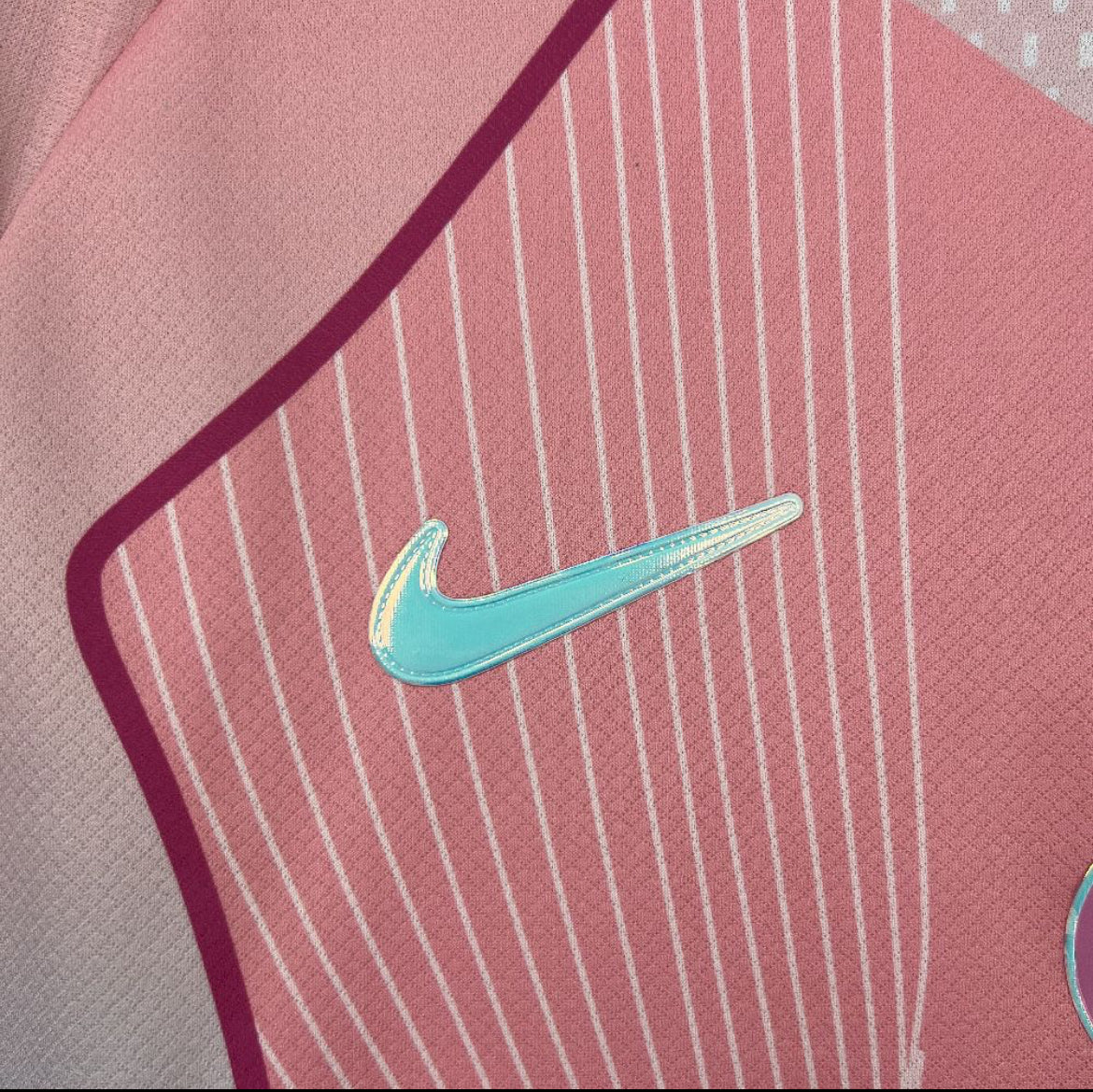 Maillot Concept PSG Rose 2025-2026