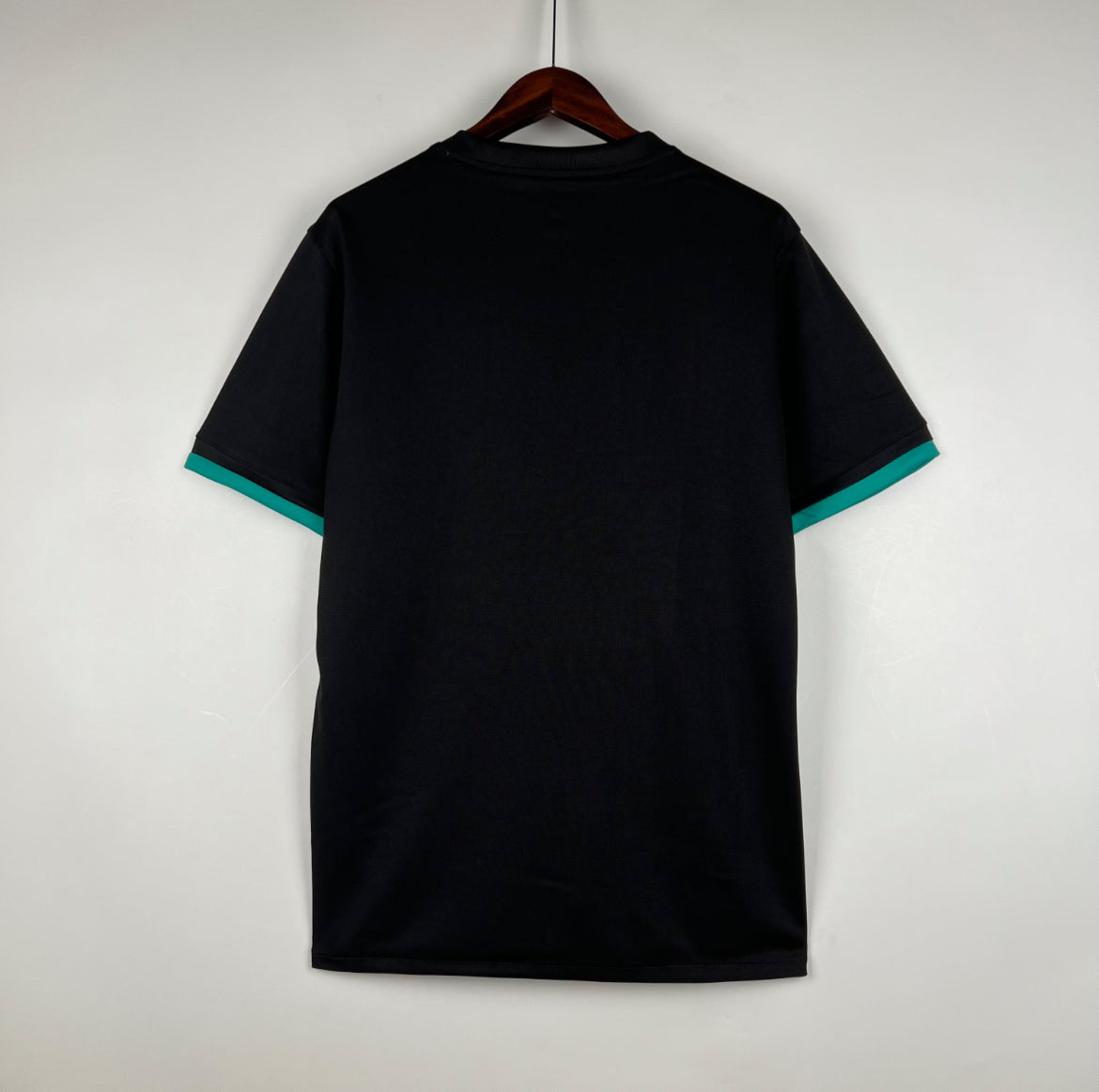 Maillot Rétro Réal Madrid Extérieur 2017-2018