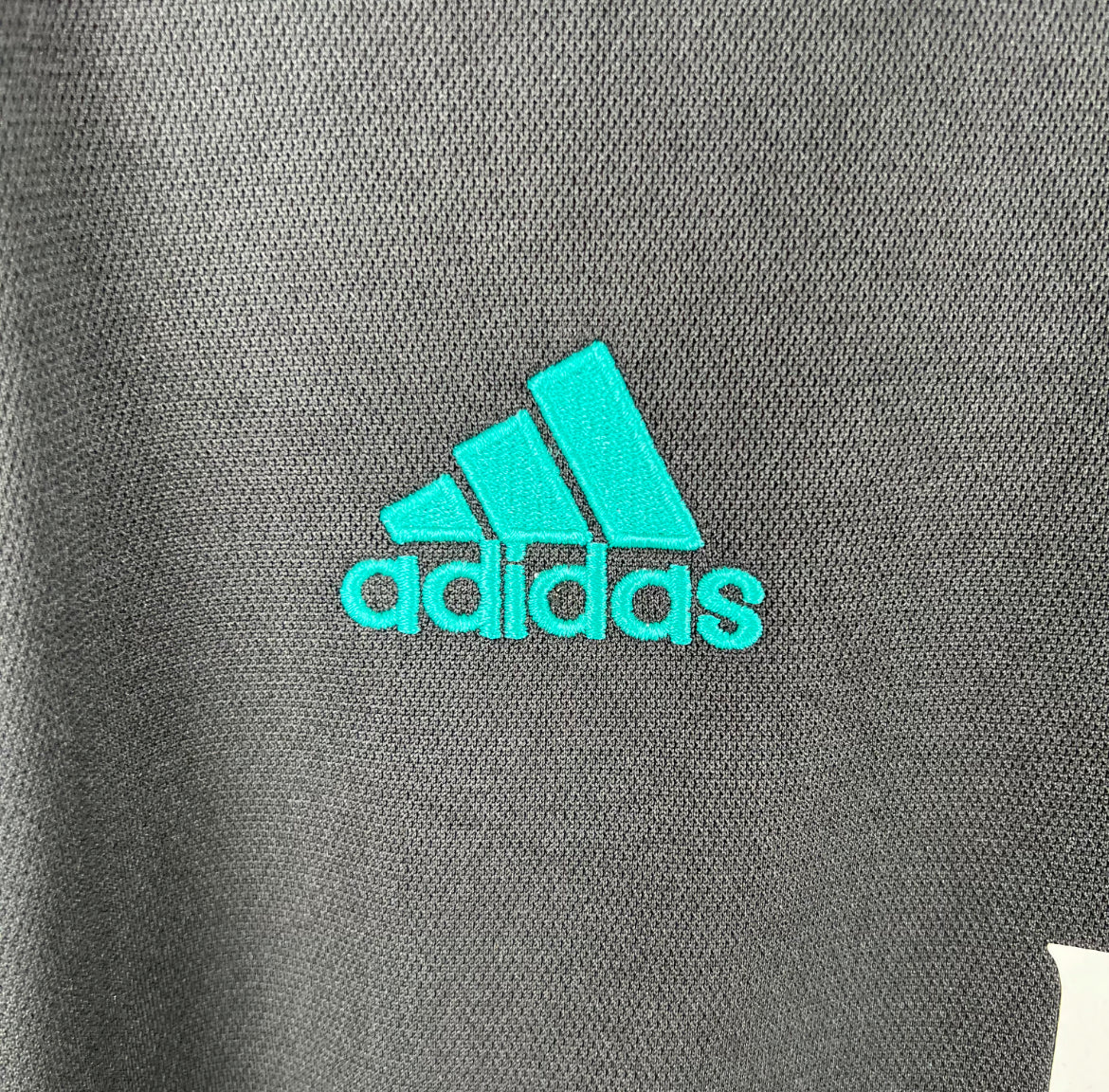 Maillot Rétro Réal Madrid Extérieur 2017-2018