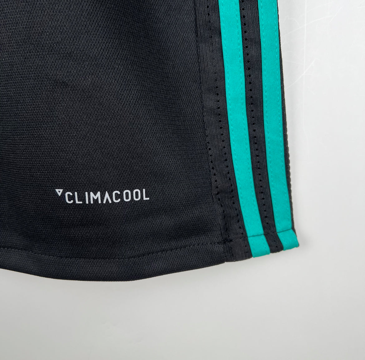 Maillot Rétro Réal Madrid Extérieur 2017-2018