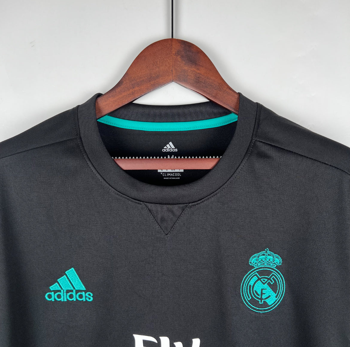 Maillot Rétro Réal Madrid Extérieur 2017-2018