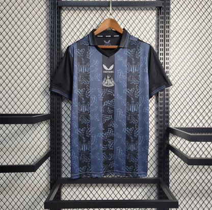 Maillot Newcastle 130eme anniversaire