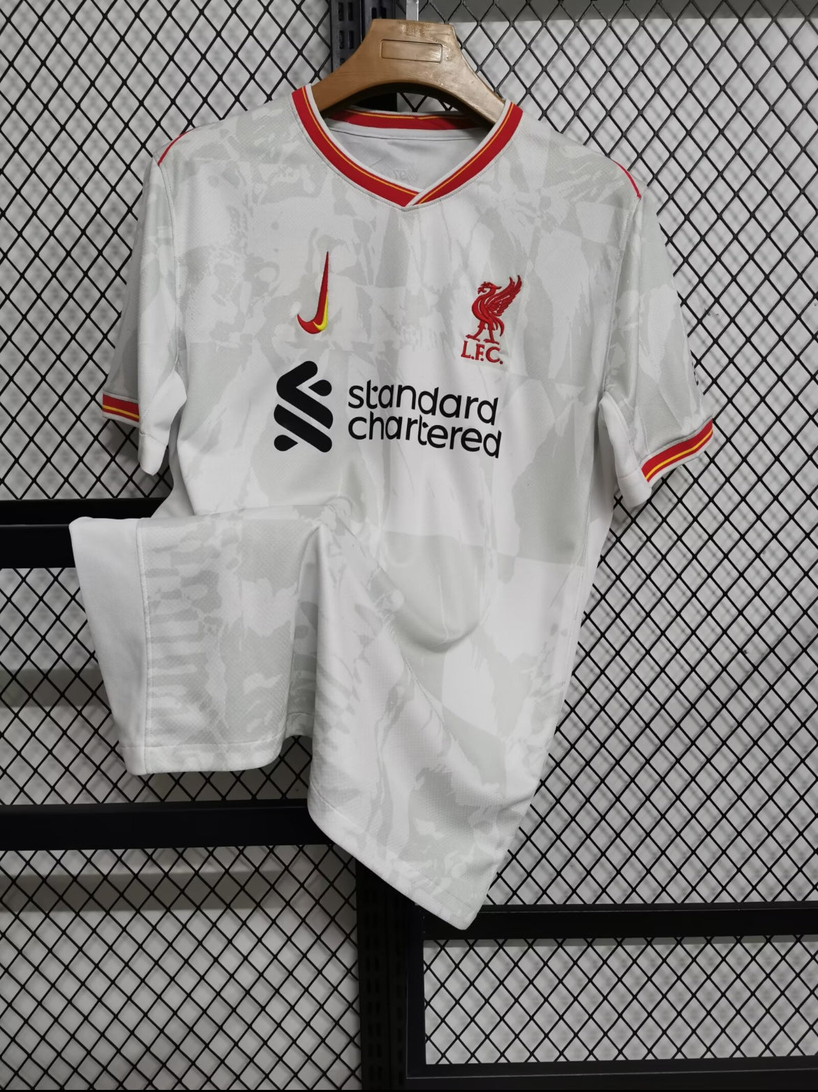 Maillot Liverpool « Third » 2024-2025